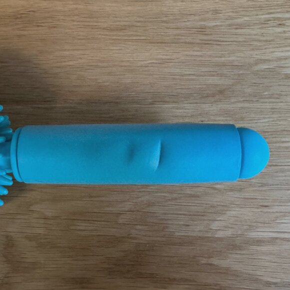 Physique57 Massage Roller, Turquoise - Picture 4 of 11